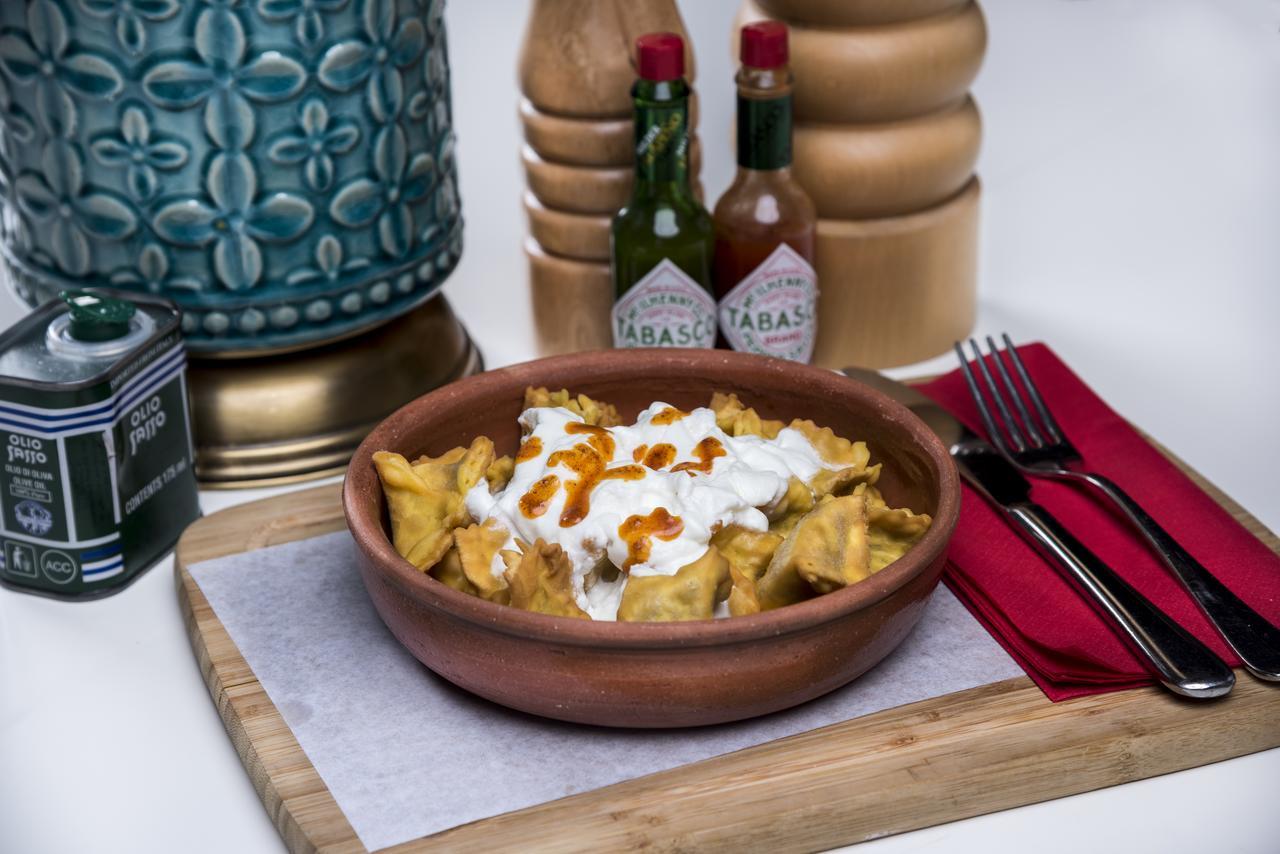 Mira Trio - - Tahlia Street Riyadh